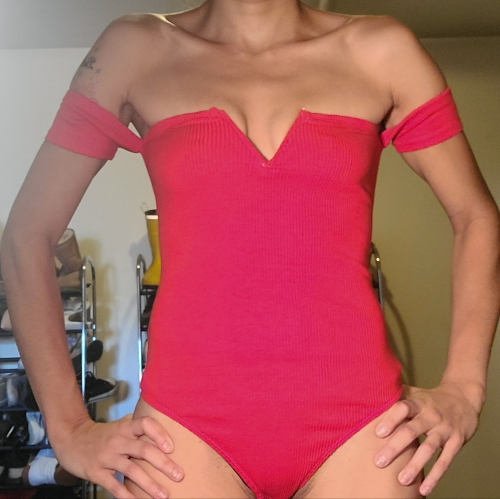 RED Express bodysuit